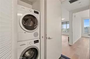889 Francisco St, Los Angeles, CA 90017 - Photo 14