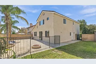 7461 Bear Creek Drive, Fontana, CA 92336 - Photo 30