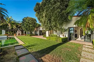 24 Scenic Bluff, Newport Coast, CA 92657 - Photo 70
