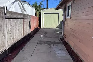 19 E Platt, Long Beach, CA 90805 - Photo 28