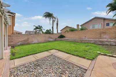 5324 Trailhawk, Fontana, CA 92336 - Photo 16