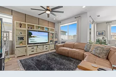 4230 Empressa Circle, Lake Elsinore, CA 92530 - Photo 2