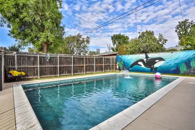 544 W G, Ontario, CA 91762 - Photo 36