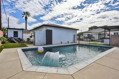 544 W G, Ontario, CA 91762 - Photo 38