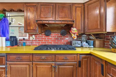 10602 Courson, Stanton, CA 90680 - Photo 6