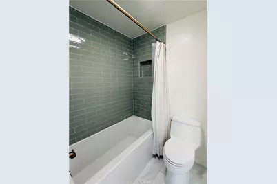 2520 Ruhland Avenue #B, Redondo Beach, CA 90278 - Photo 18