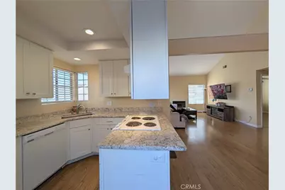 346 Riverview Way, Oceanside, CA 92057 - Photo 2