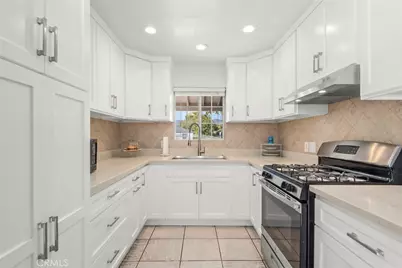 344 E Roland, Azusa, CA 91702 - Photo 2