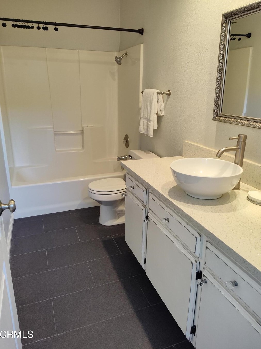 160 Courtyard Dr, Naval Base Ventura County CA  93041-3160 exterior