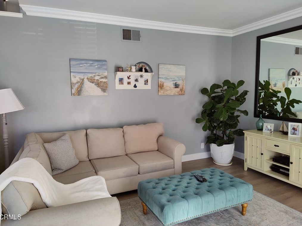 160 Courtyard Dr, Naval Base Ventura County CA  93041-3160 exterior