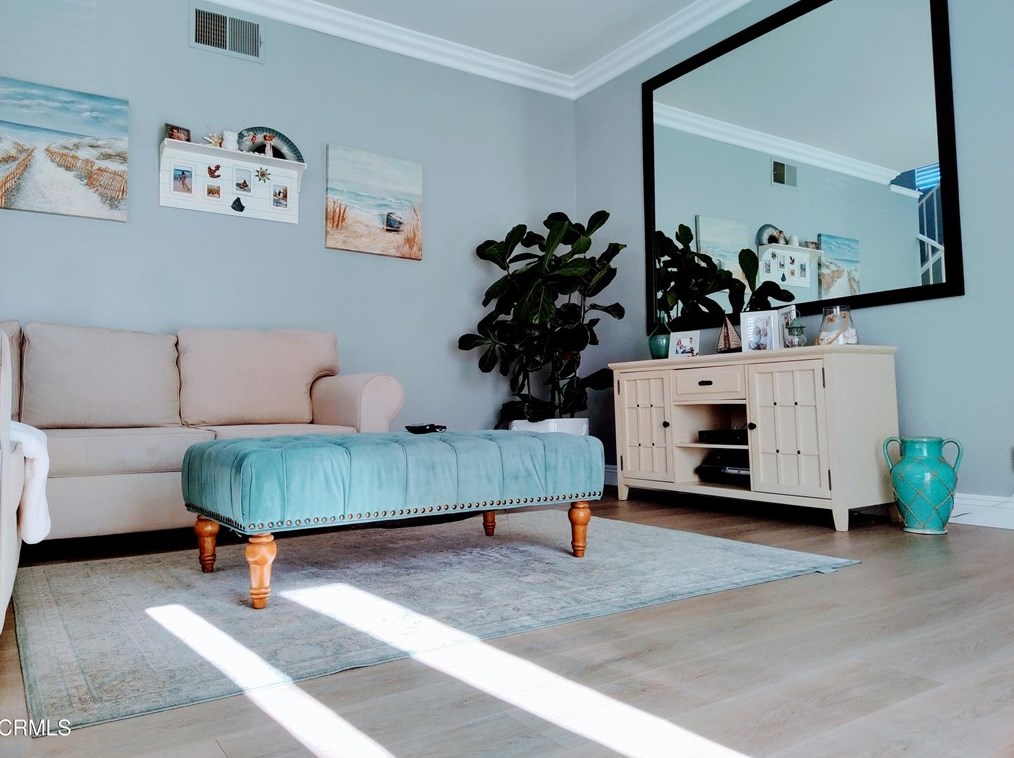 160 Courtyard Dr, Naval Base Ventura County CA  93041-3160 exterior