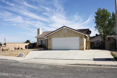 2132 Langhorn Street - Photo 1