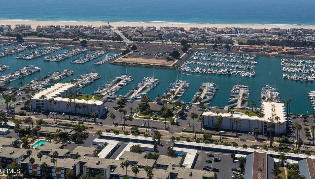 3101 Peninsula Rd #208, Oxnard, CA 93035