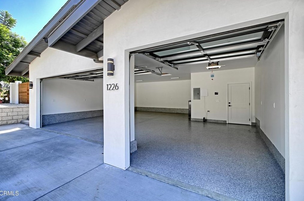 1226 Calle Aurora, Camarillo CA  93010-8438 exterior