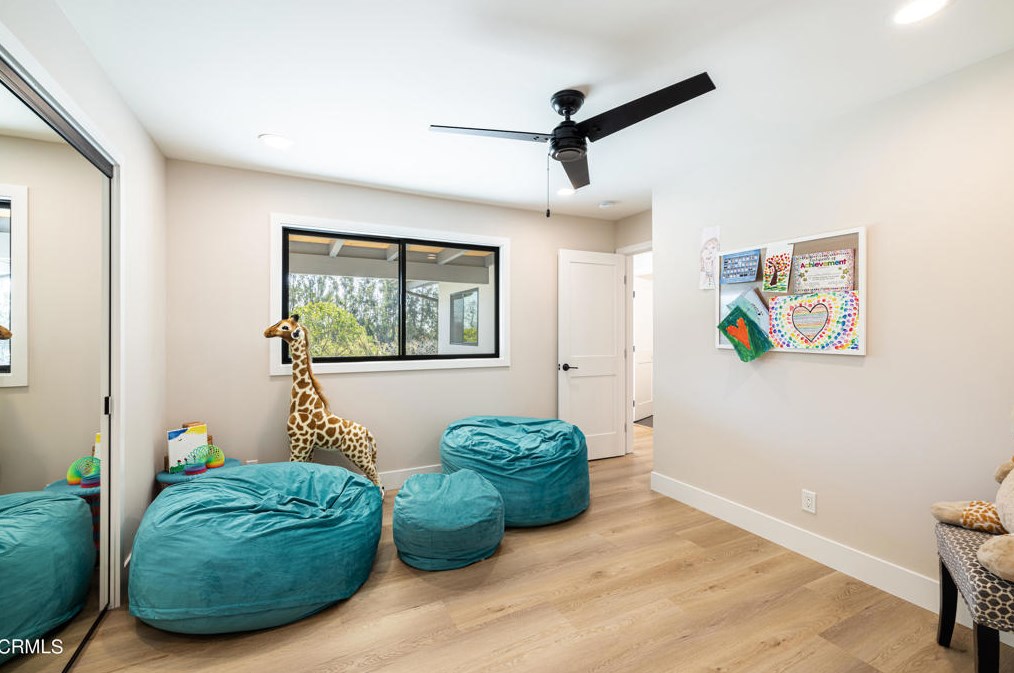 1226 Calle Aurora, Camarillo CA  93010-8438 exterior