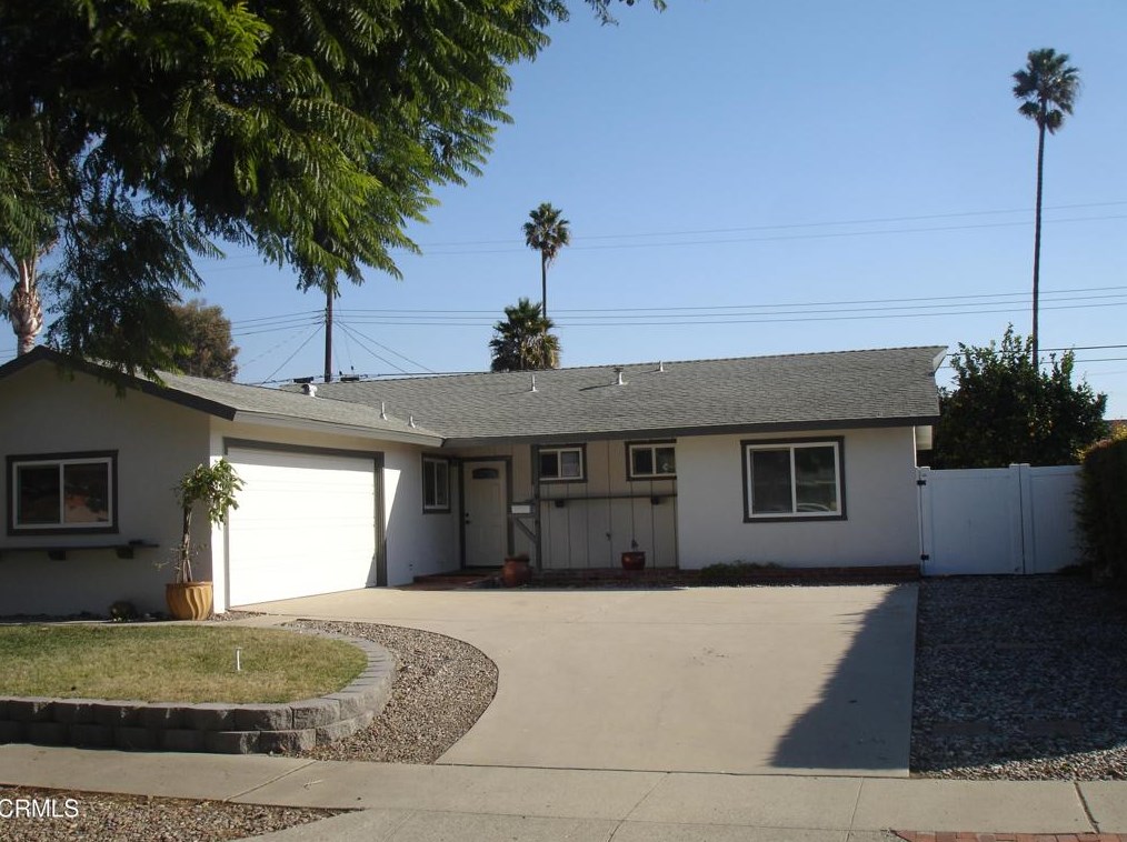 514 Walker Ave, Camarillo, CA 93010-6539