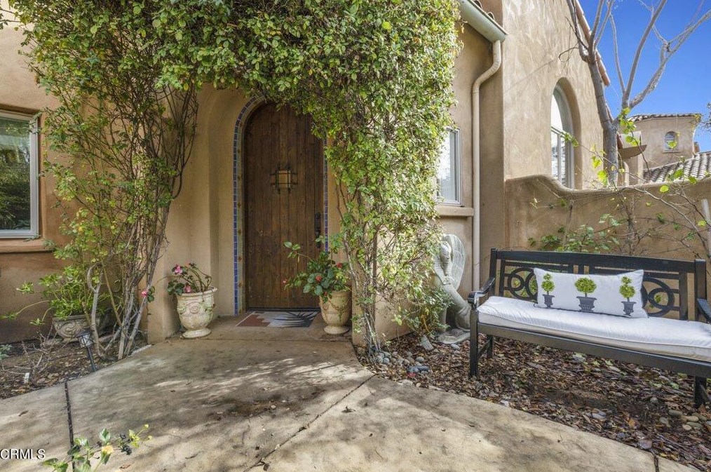 239 Montgomery St, Ojai, CA 93023-2743