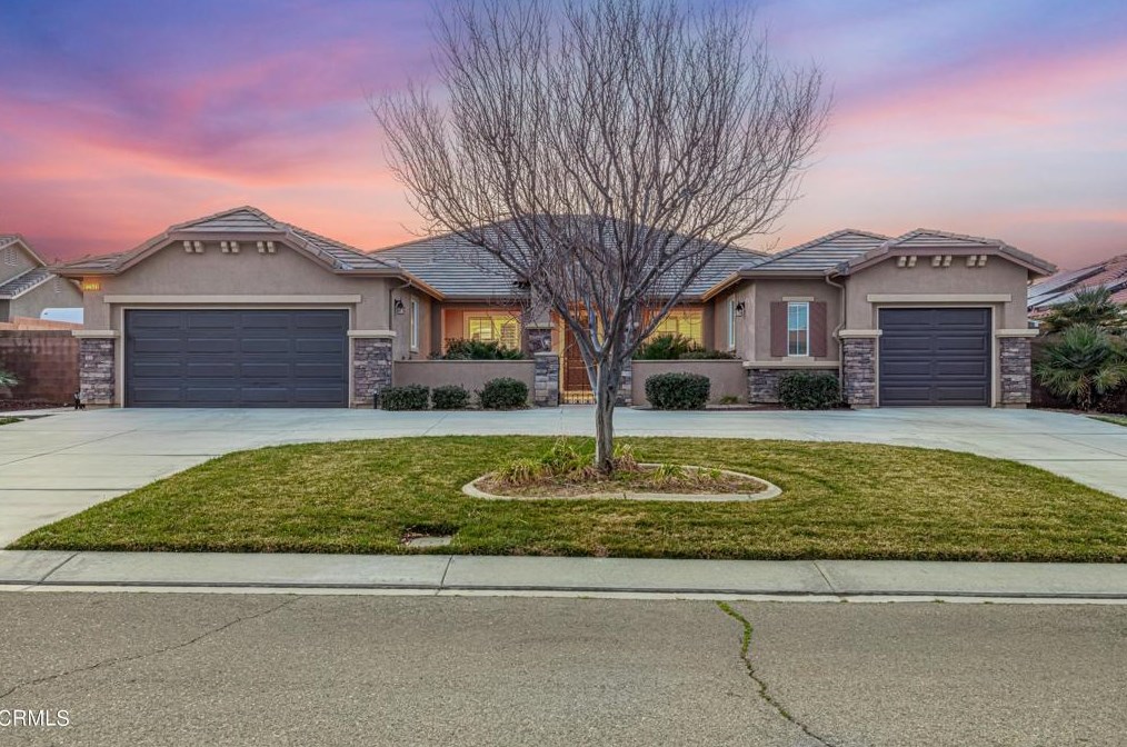 42541 Yew St, Lancaster, CA 93536