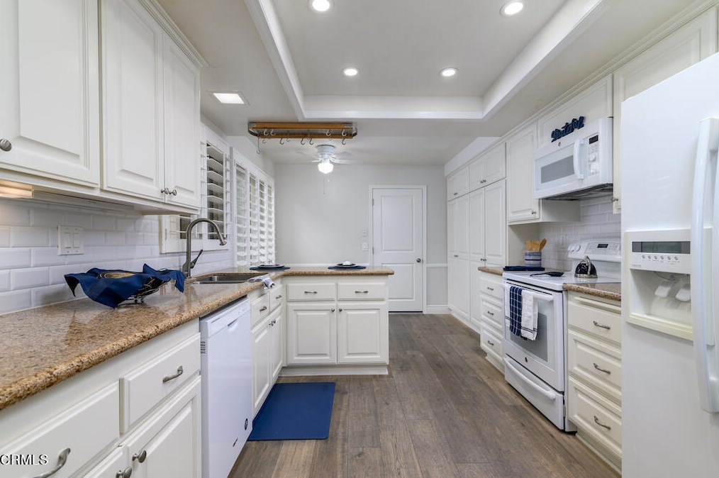 17103 Village 17, Camarillo CA  93012-7401 exterior