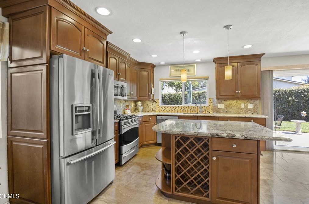 1440 Port Dr, Oxnard, CA 93035