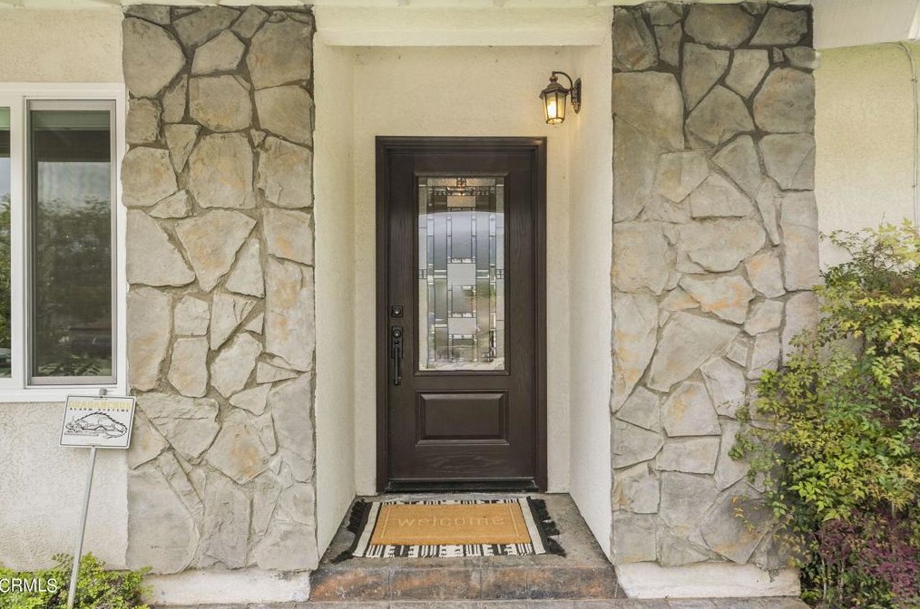 1501 La Paz Dr, Ojai, CA 93023