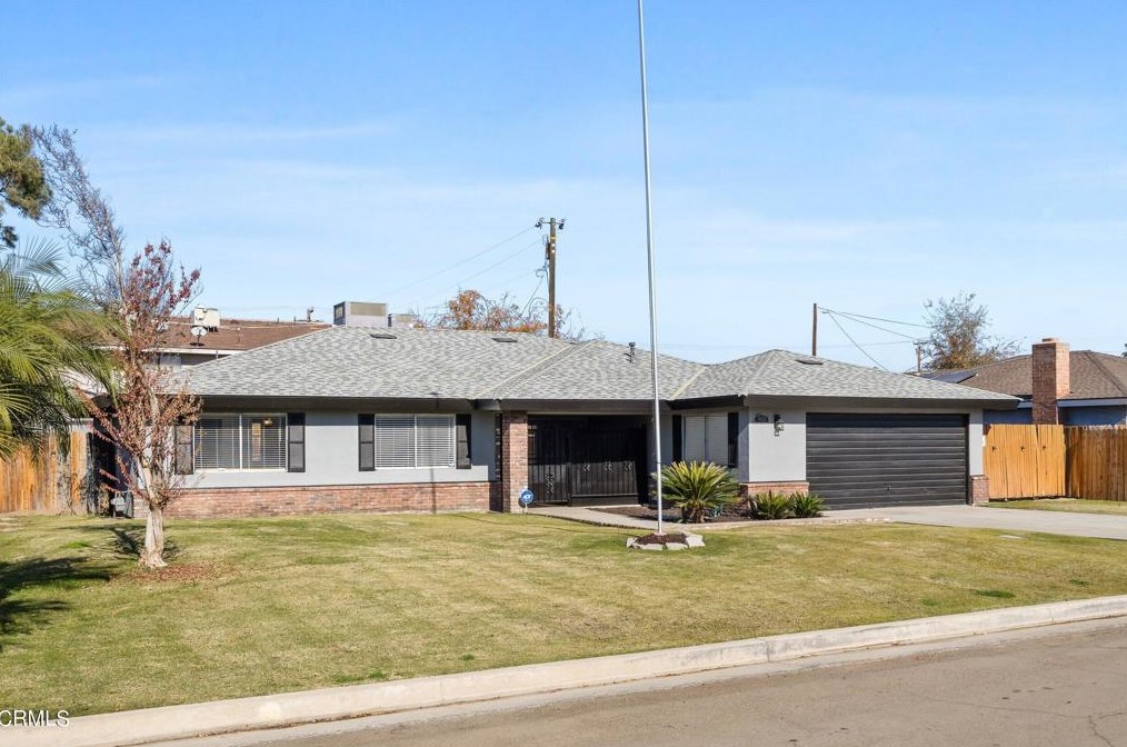 9420 Max Dr, Bakersfield, CA 93312