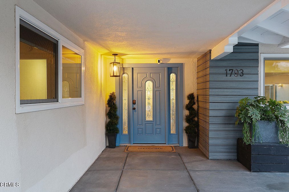 1793 Calle Rocas, Camarillo CA  93010-8427 exterior