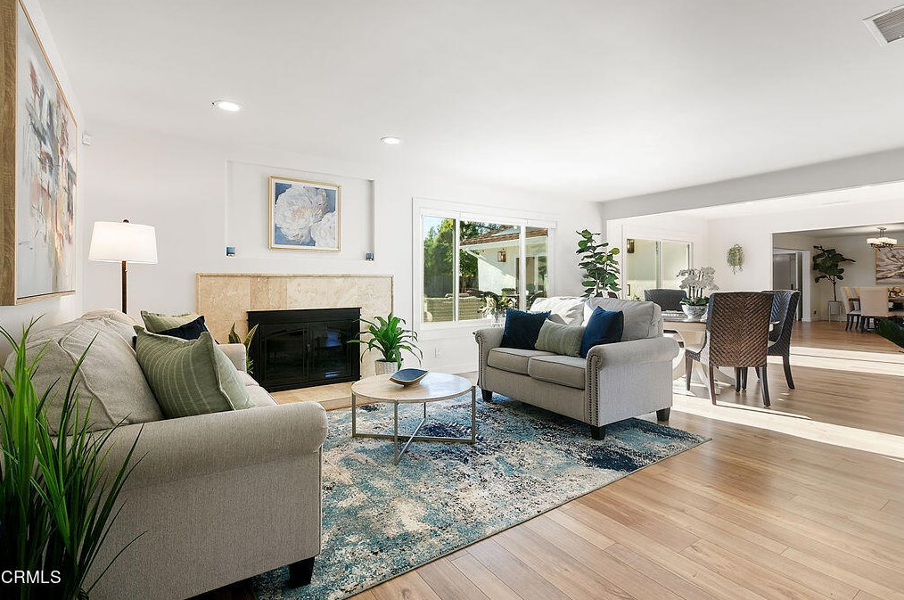 1793 Calle Rocas, Camarillo CA  93010-8427 exterior