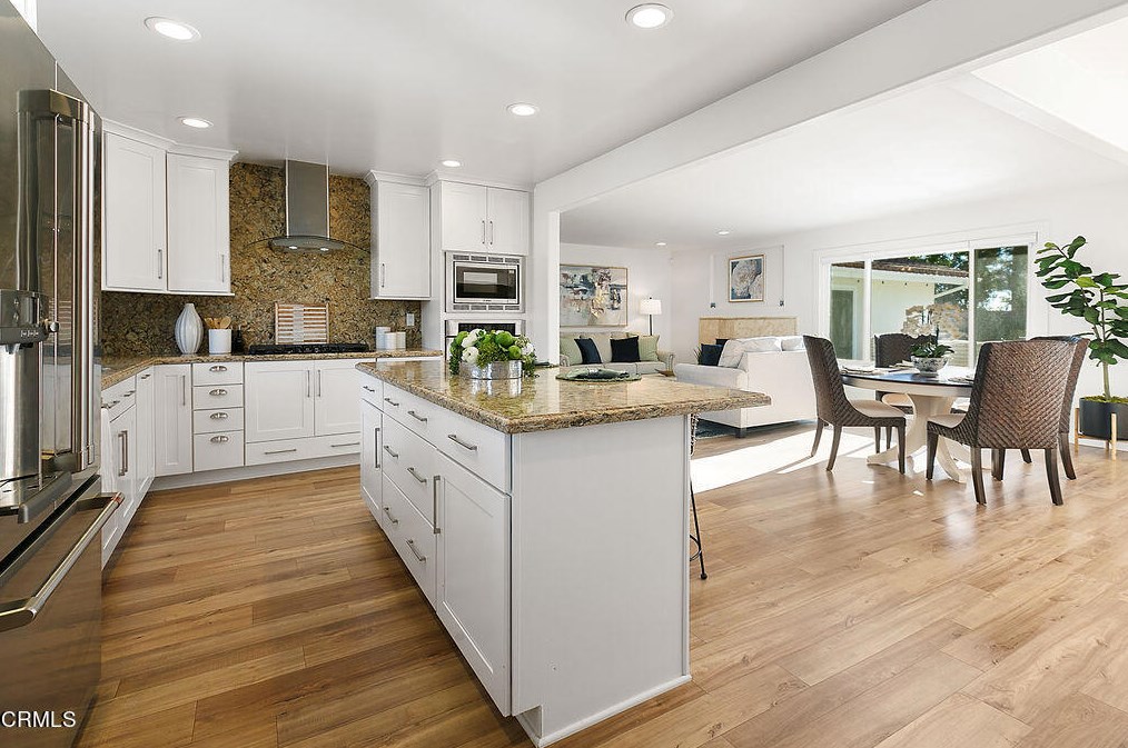 1793 Calle Rocas, Camarillo CA  93010-8427 exterior