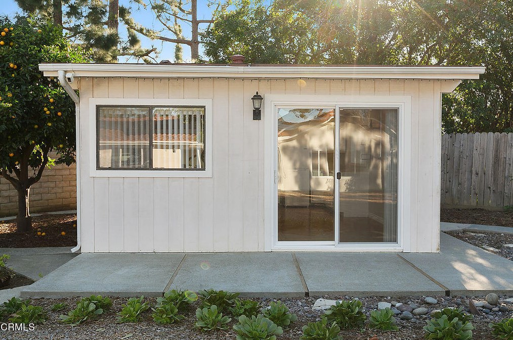 1793 Calle Rocas, Camarillo CA  93010-8427 exterior