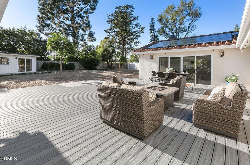 1793 Calle Rocas, Camarillo CA  93010-8427 exterior