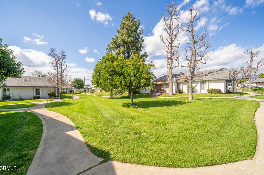 1345 Maxwell Ln, Upland CA  91786-7013 exterior