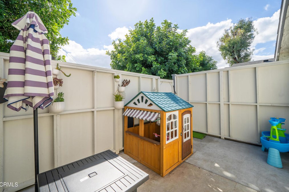 1345 Maxwell Ln, Upland CA  91786-7013 exterior