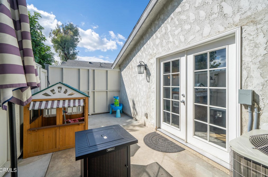 1345 Maxwell Ln, Upland CA  91786-7013 exterior