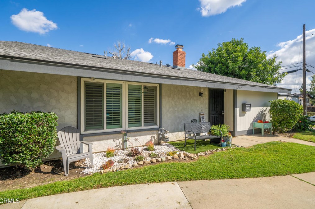 1345 Maxwell Ln, Upland, CA 91786