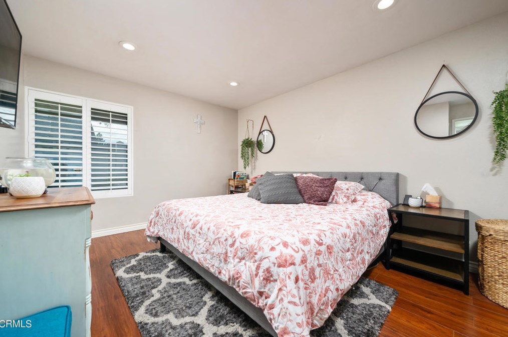 1345 Maxwell Ln, Upland CA  91786-7013 exterior
