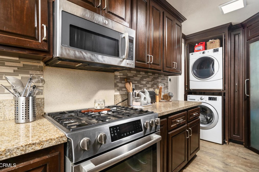 1345 Maxwell Ln, Upland CA  91786-7013 exterior