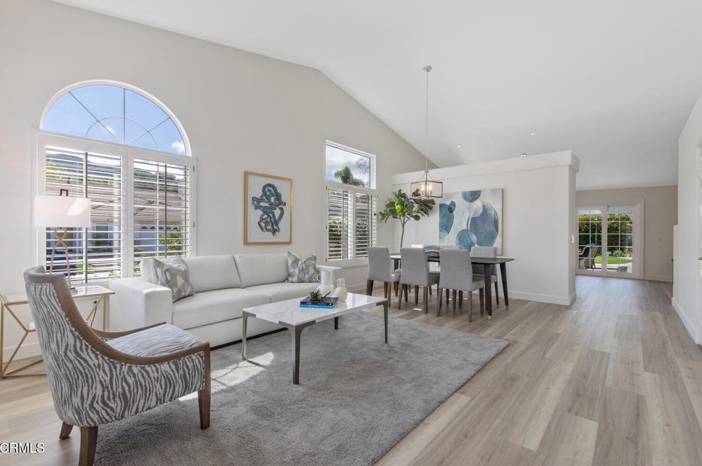 1627 Meadowglen Ct, Thousand Oaks, CA 91320-3470