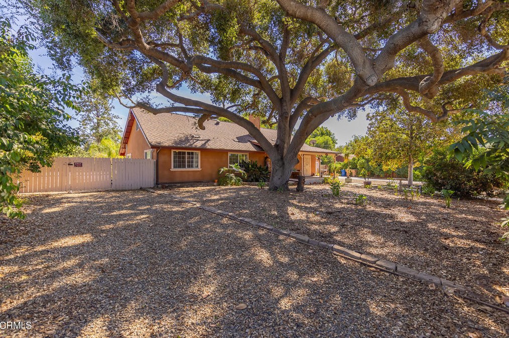 1110 El Centro St, Ojai, CA 93023