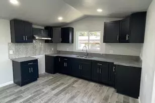 1227 Clavel Ave, Ventura, CA 93004 - Photo 2