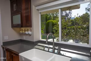 548 Live Oak Cir Dr, Calabasas, CA 91302 - Photo 14