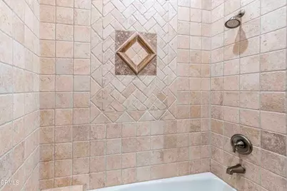 17340 Legend Oaks Lane, Bakersfield, CA 93314 - Photo 64