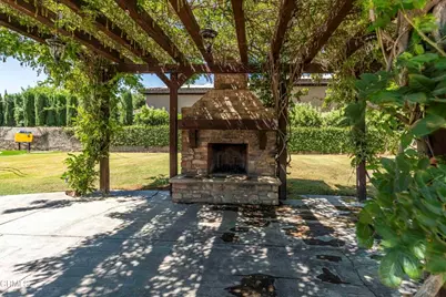 17340 Legend Oaks Lane, Bakersfield, CA 93314 - Photo 42