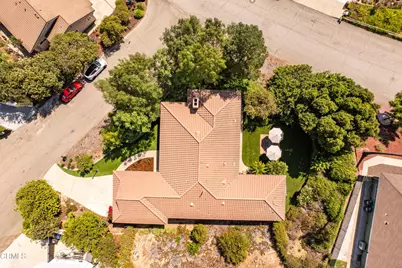 633 Camino Roberto, Thousand Oaks, CA 91360 - Photo 40