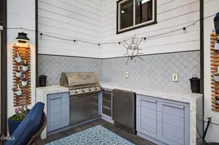 1871 Terrace Dr, Ventura, CA 93001 - Photo 38