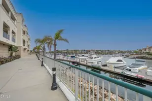 4256 Tradewinds Dr, Oxnard, CA 93035 - Photo 36