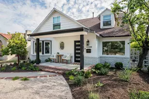 11100 Hortense St, Toluca Lake, CA 91602 - Photo 2