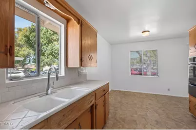 3300 3302 San Luis Street, Ventura, CA 93003 - Photo 16