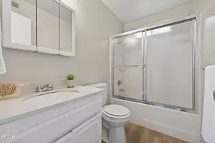 360 Melrose Dr, Oxnard, CA 93035 - Photo 12