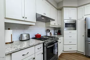 790 Vista Palacio, Camarillo, CA 93012 - Photo 10